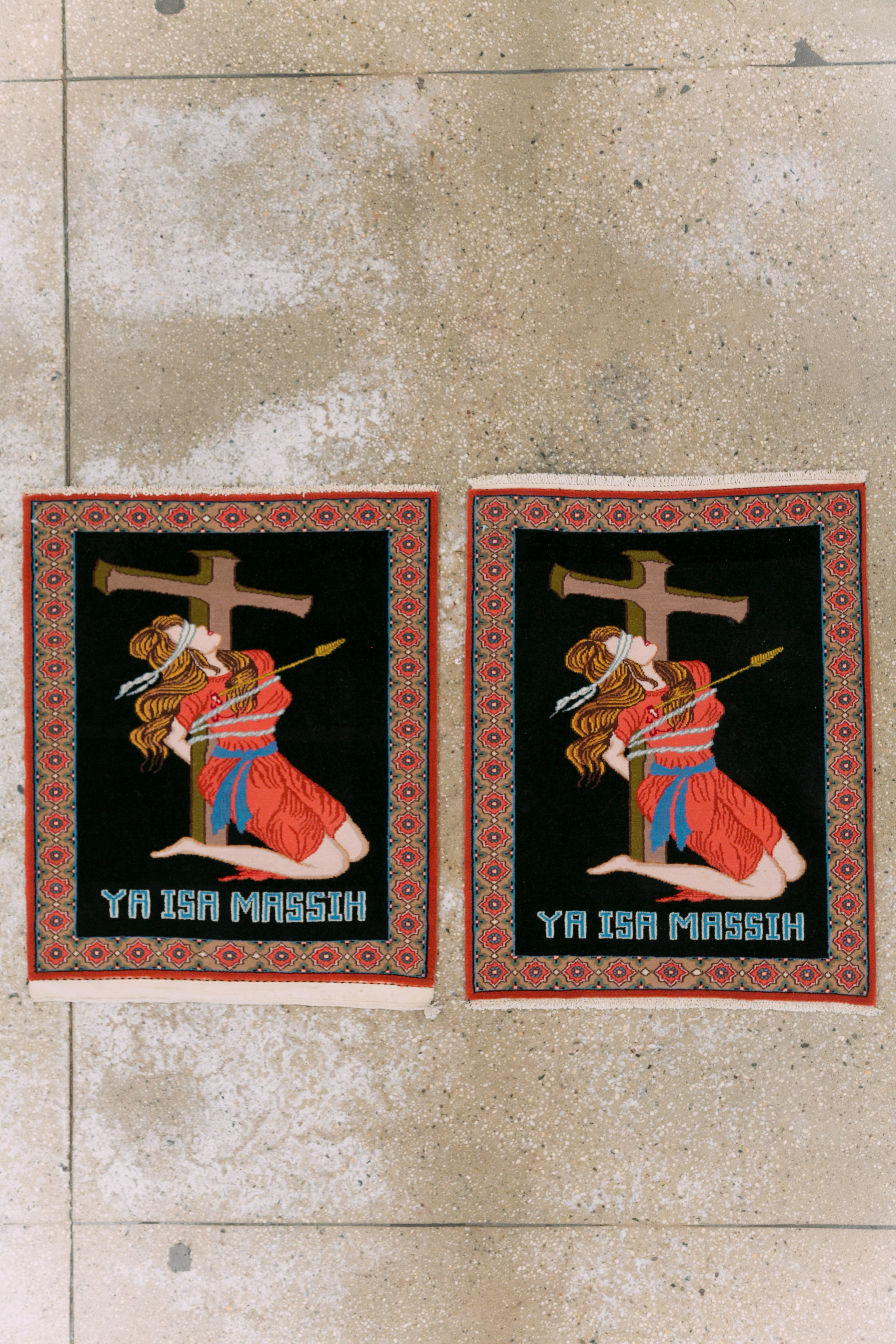 Vintage Persian Tabriz Pictorial Rug (Pair: 1 of 2), No.11853 - Gsblank