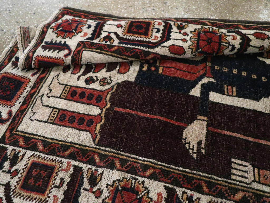 Vintage Persian Pictorial Bakhtiari Rug, No.11856 - Gsblank