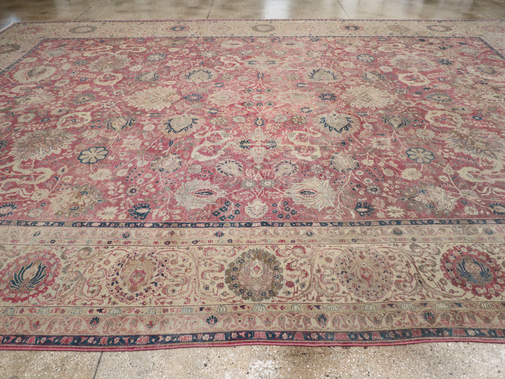 Antique Persian Tabriz Carpet, No.11907 - Gsblank