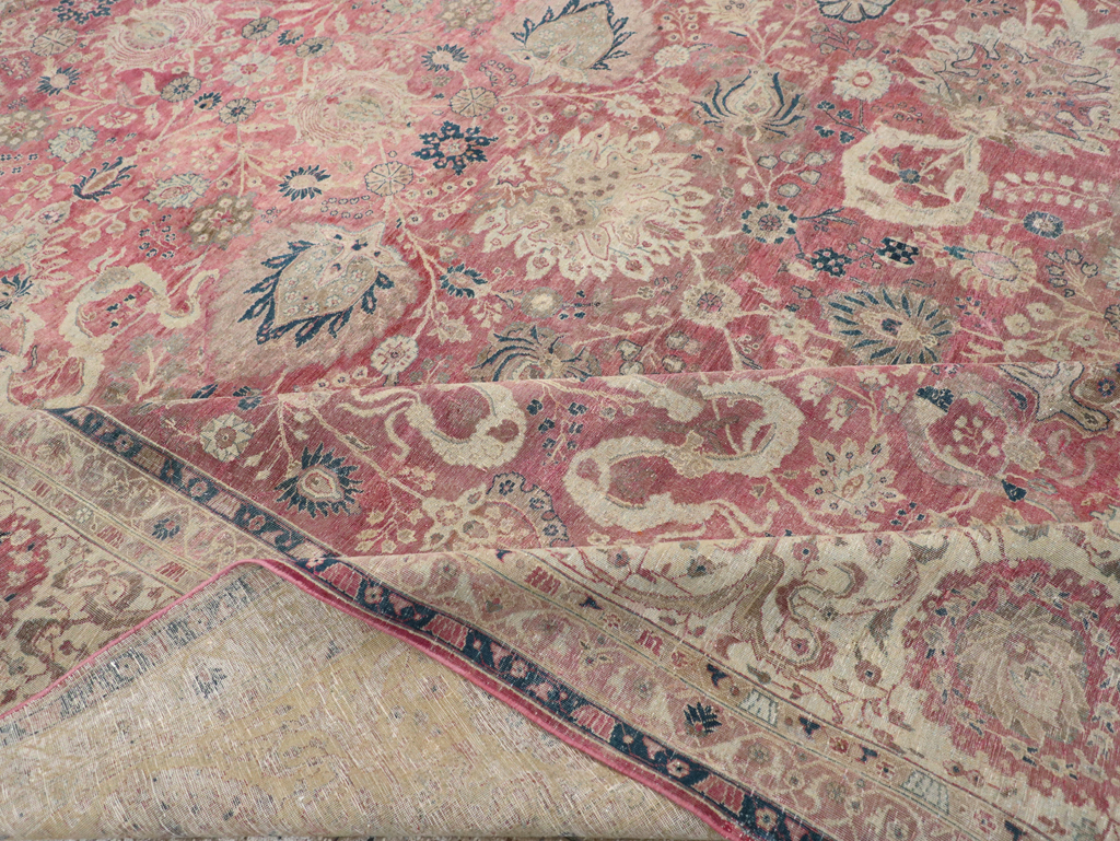 Antique Persian Tabriz Carpet, No.11907 - Gsblank