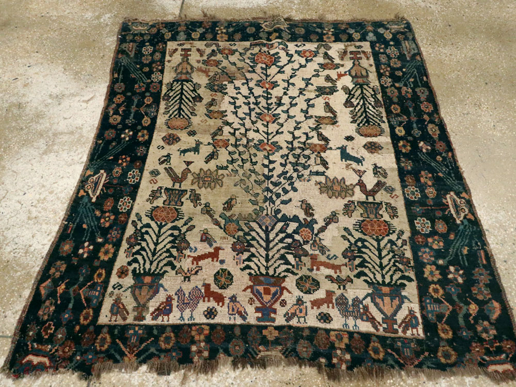 Antique Afshar Rug, No.11973 - Gsblank