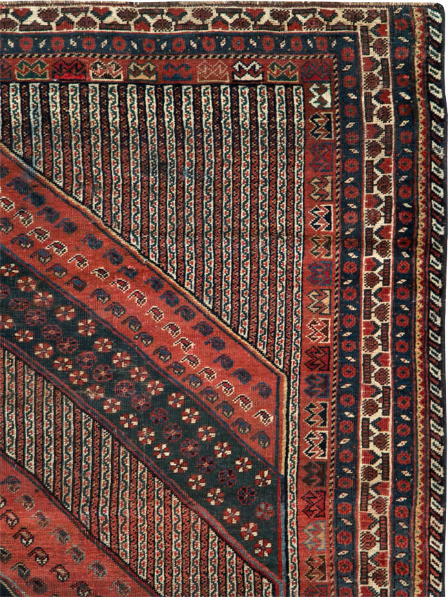 Antique Shiraz Gallery Carpet, No.12036 - Gsblank