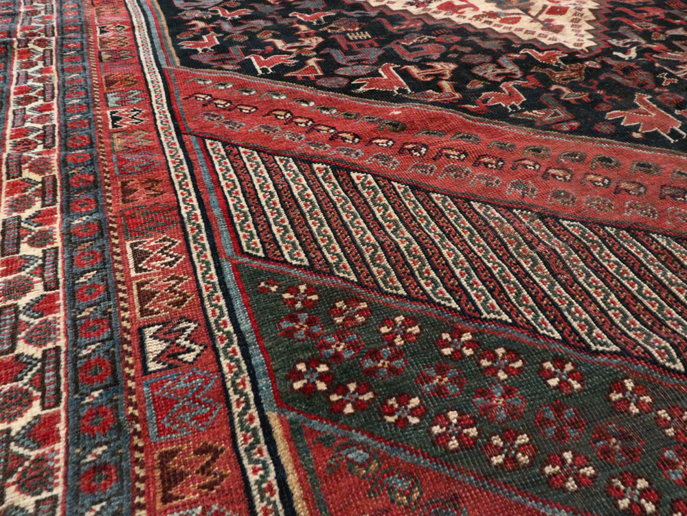 Antique Shiraz Gallery Carpet, No.12036 - Gsblank