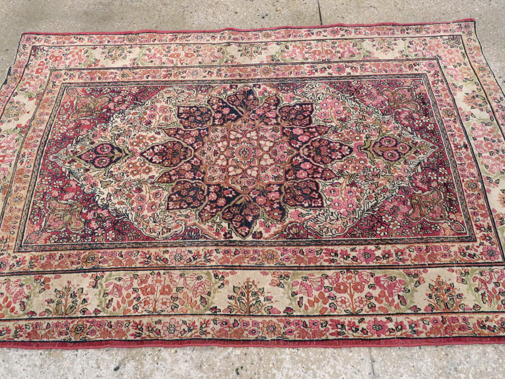Antique Persian Lavar Kerman Rug, No.12057 - Gsblank