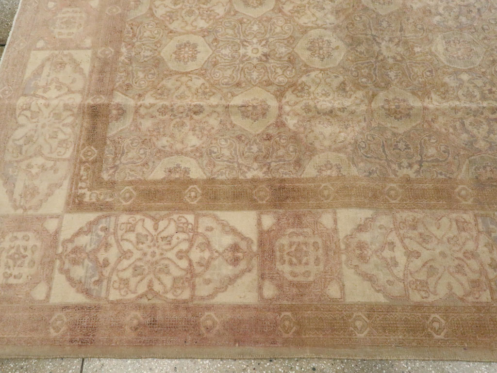 Vintage Tabriz Carpet, No.12077 - Gsblank