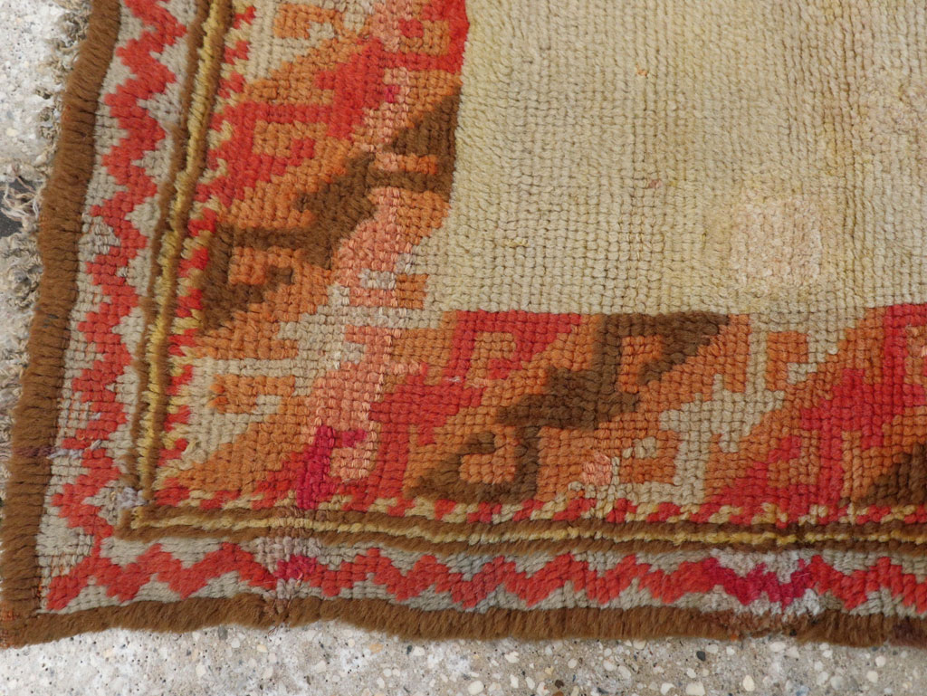 Vintage Continental European Throw Rug, No.12153 - Gsblank