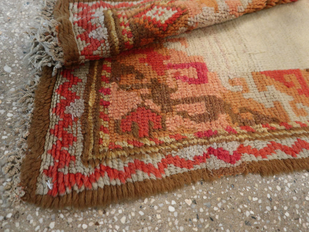 Vintage Continental European Throw Rug, No.12153 - Gsblank