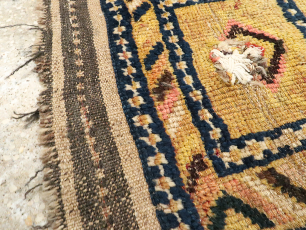 Antique Gabbeh Rug, No.12181 - Gsblank