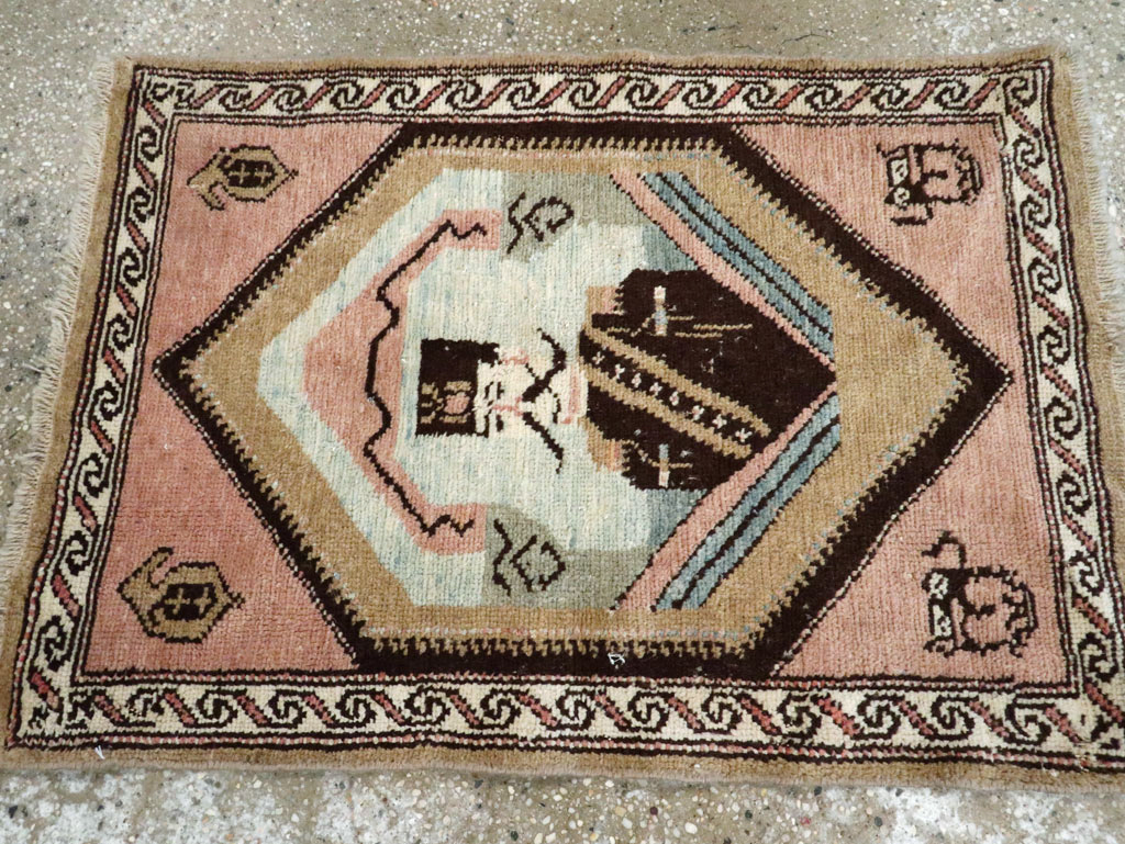 Antique Hamadan Pictorial Rug (Pair: 1 of 2), No.12188 - Gsblank