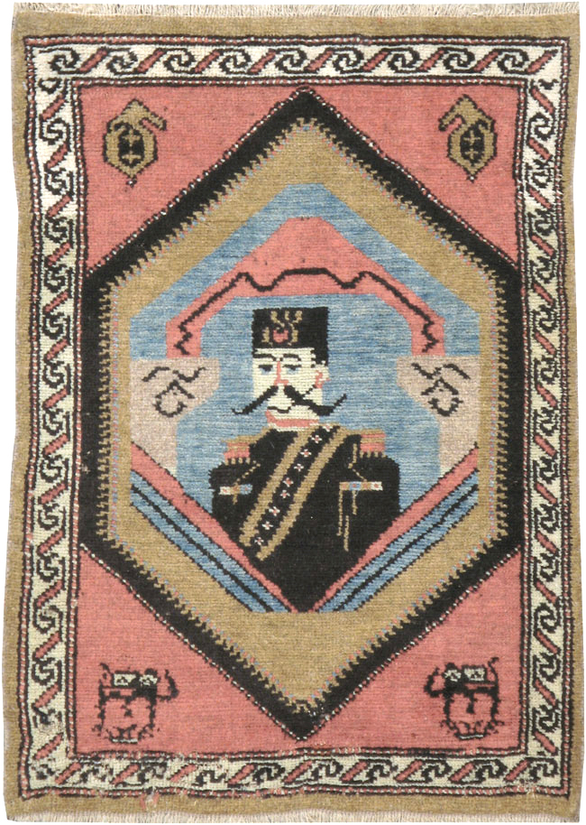 Antique Hamadan Pictorial Rug (Pair: 2 of 2), No.12189 - Gsblank