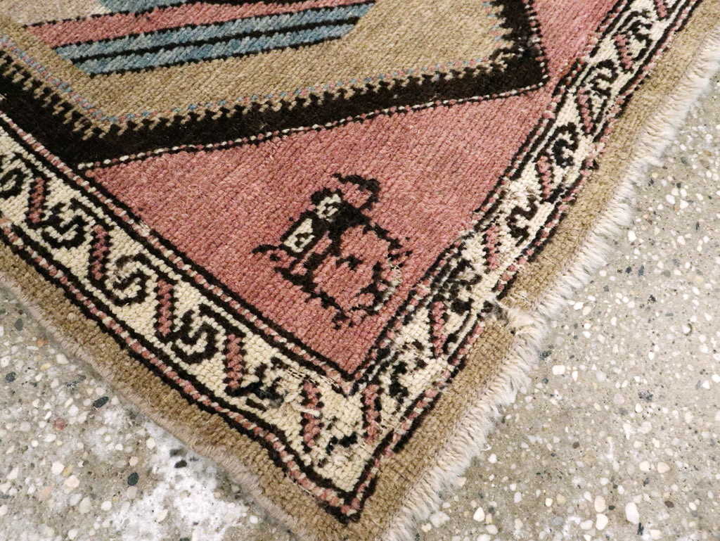 Antique Hamadan Pictorial Rug (Pair: 2 of 2), No.12189 - Gsblank