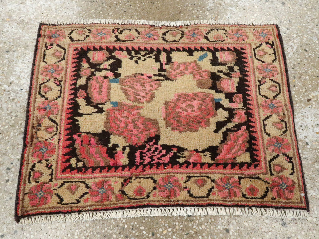 Antique Caucasian Karabagh Rug (Pair: 2 of 2), No.12194 - Gsblank
