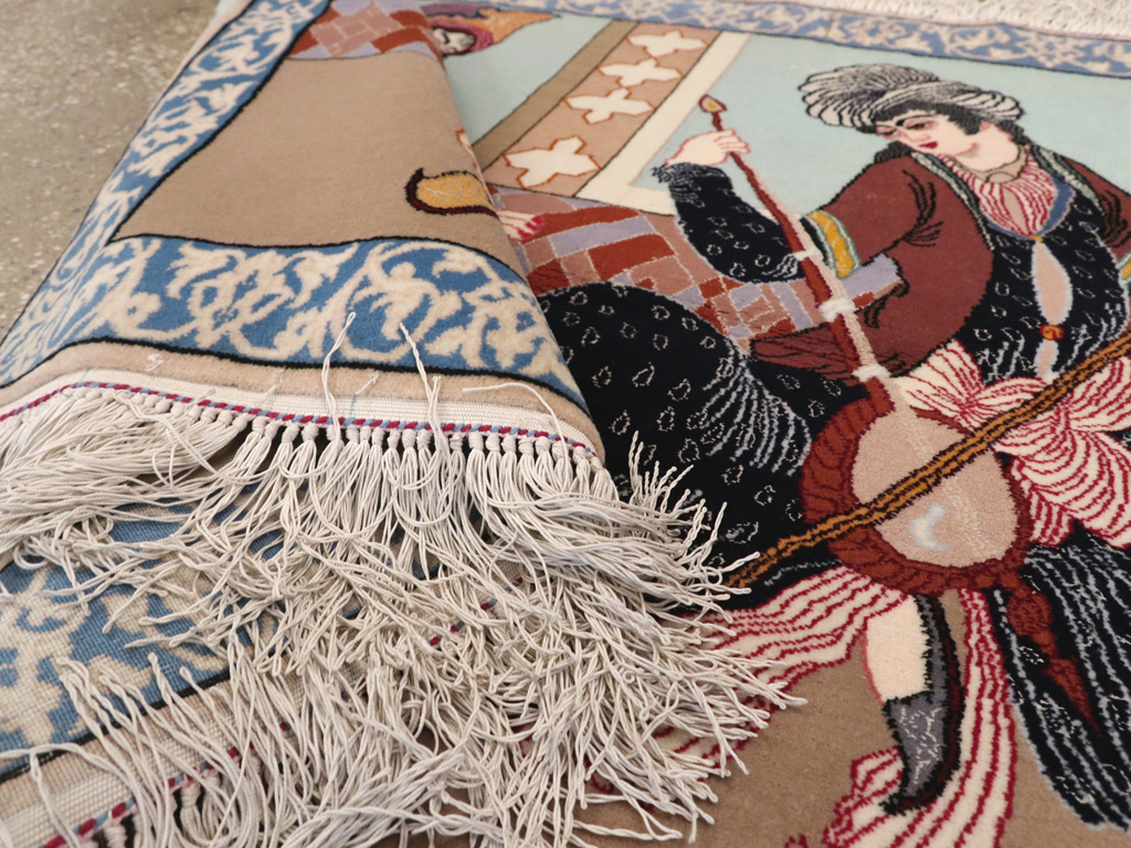 Vintage Persian Isfahan Pictorial Rug, No.12208 - Gsblank