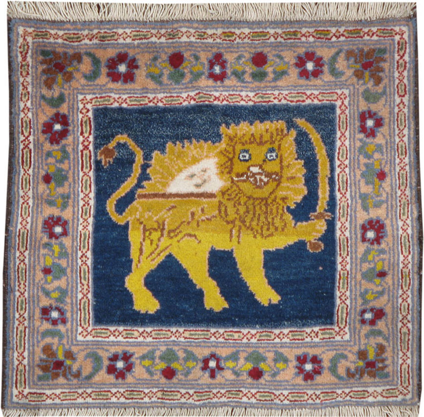 Vintage Persian Hamadan Pictorial Rug, No.12222 - Gsblank