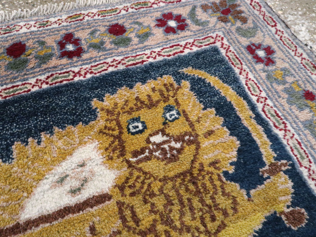 Vintage Persian Hamadan Pictorial Rug, No.12222 - Gsblank