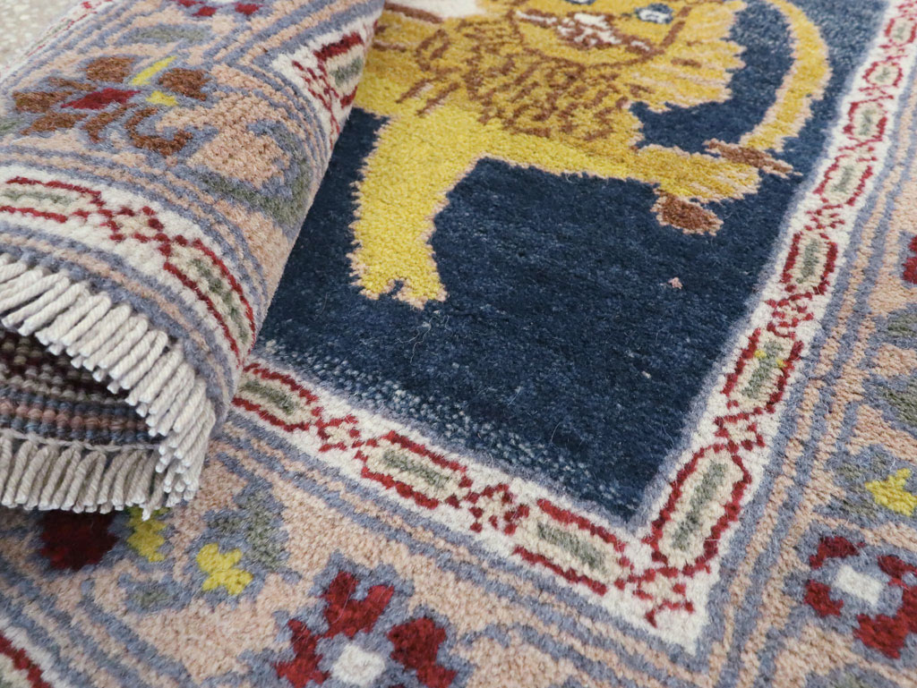 Vintage Persian Hamadan Pictorial Rug, No.12222 - Gsblank