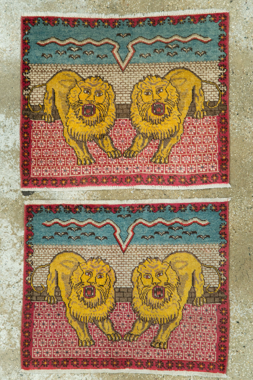 Vintage Persian Pictorial Tabriz Throw Rug (Pair: 2 of 2), No.12228 - Gsblank