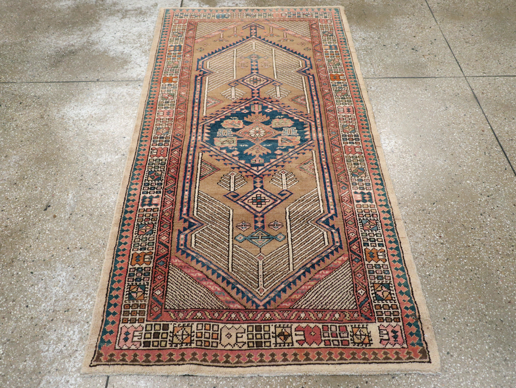 Antique Persian Serab Rug, No.12245 - Gsblank