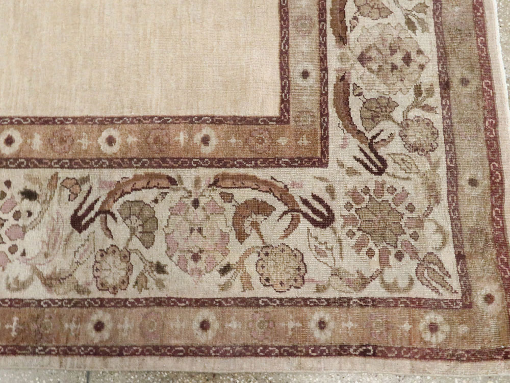 Antique Indian Agra Rug, No.12265 - Gsblank