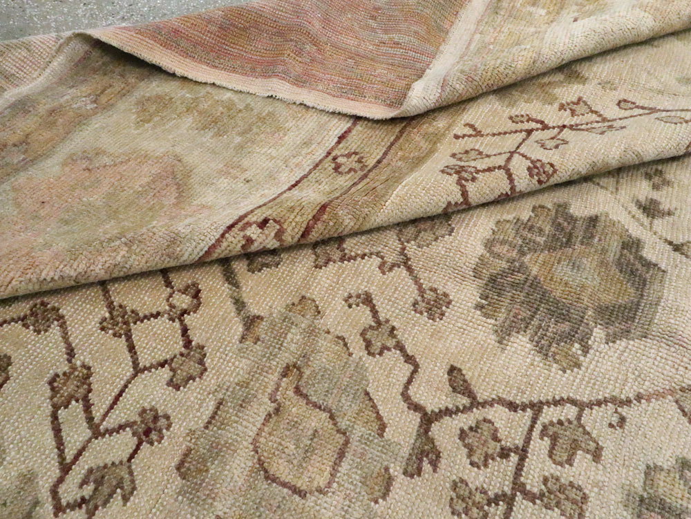 Antique Turkish Oushak Rug, No.12287 - Gsblank