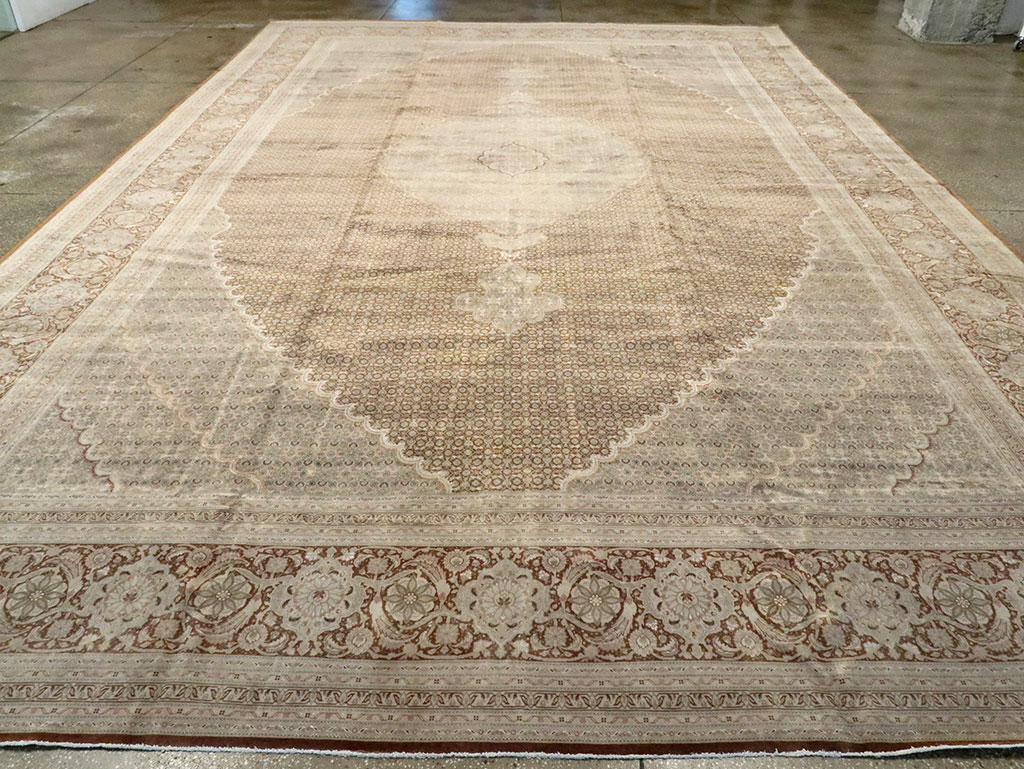 Vintage Persian Tabriz Rug, No.12405 - Gsblank