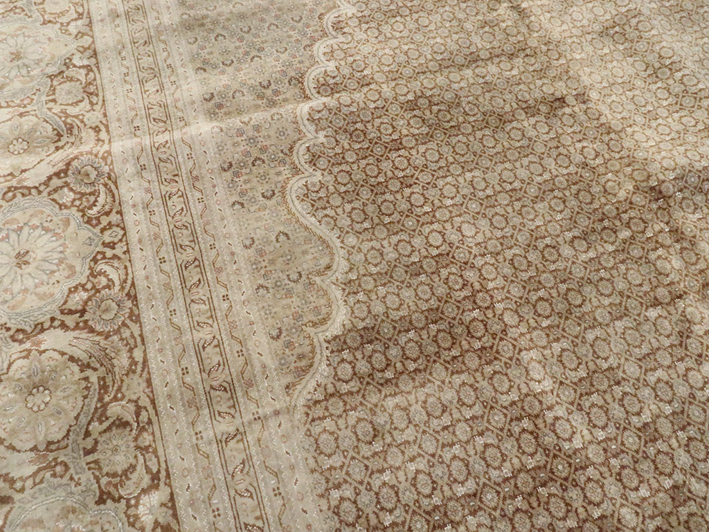 Vintage Persian Tabriz Rug, No.12405 - Gsblank