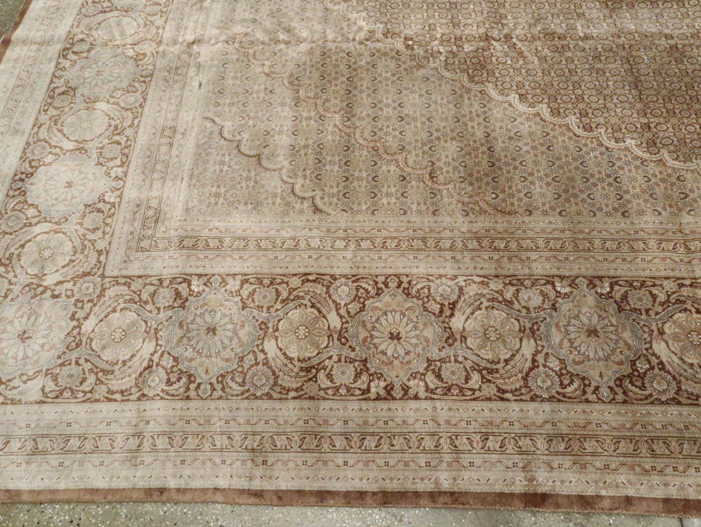 Vintage Persian Tabriz Rug, No.12405 - Gsblank