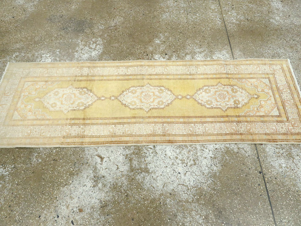 Vintage Turkish Sivas Runner, No.12434 - Gsblank