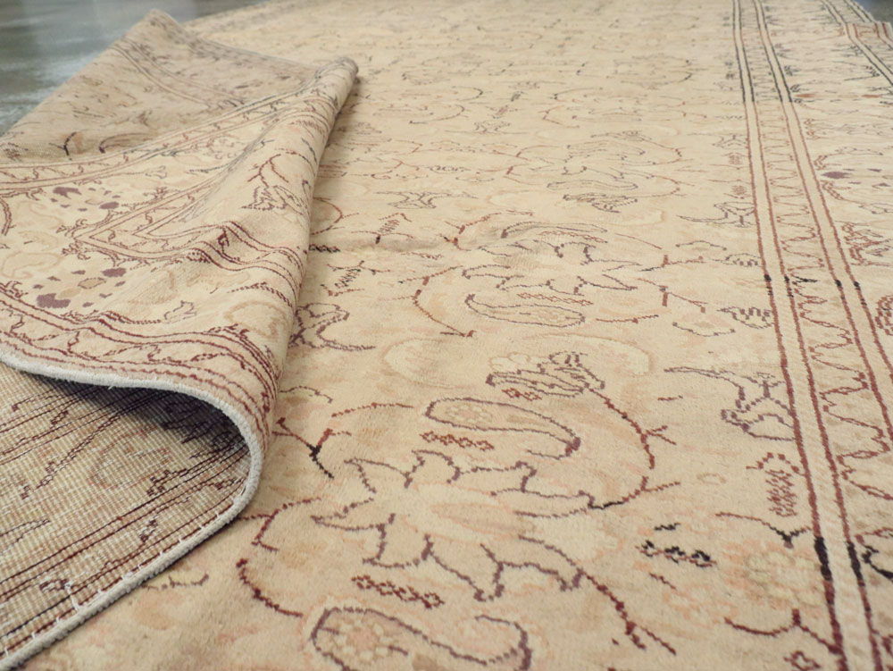 Vintage Turkish Sivas Carpet, No.12459 - Gsblank