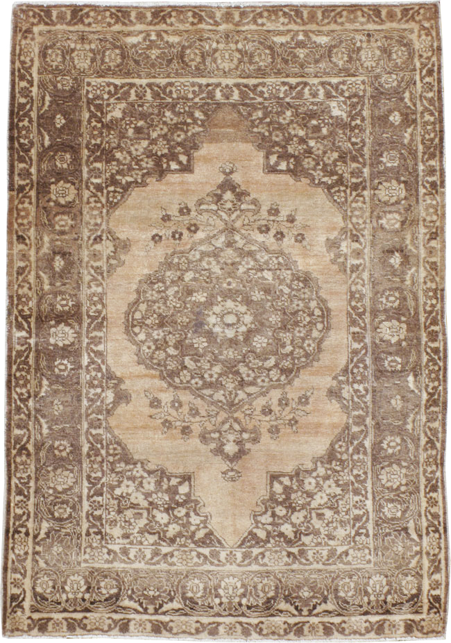 Antique Persian Tabriz Rug, No.12477 - Gsblank