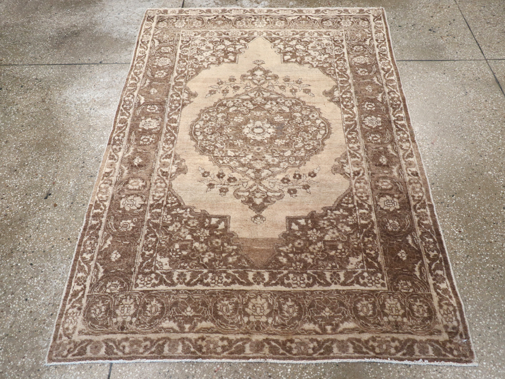 Antique Persian Tabriz Rug, No.12477 - Gsblank