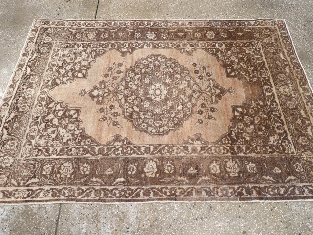 Antique Persian Tabriz Rug, No.12477 - Gsblank