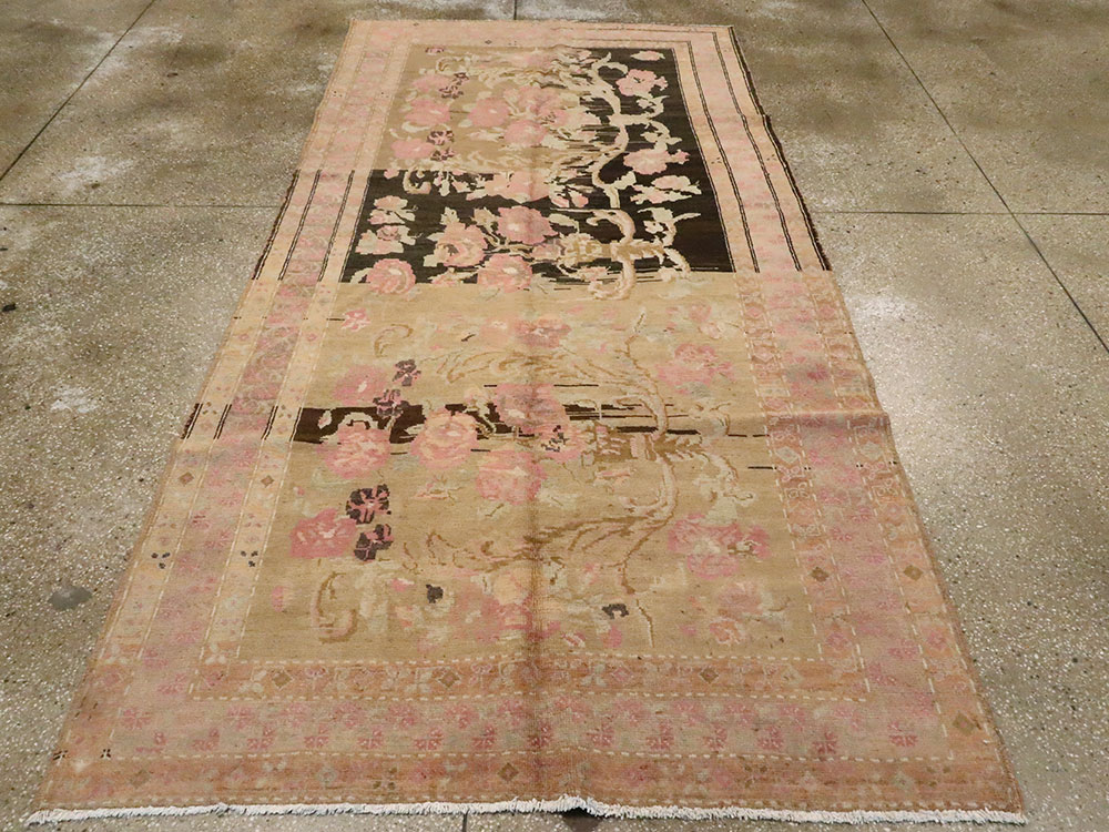 Antique Caucasian Karabagh Carpet, No.12506 - Gsblank