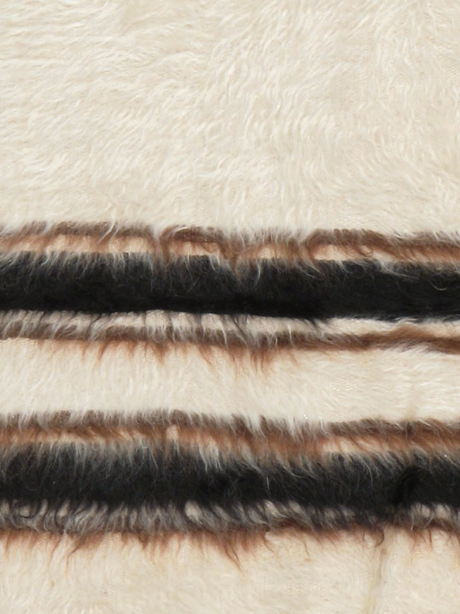 Vintage Turkish Mohair Rug, No.12573 - Gsblank