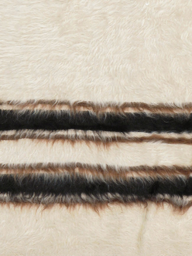 Vintage Turkish Mohair Rug, No.12573 - Gsblank