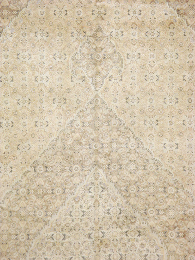 Antique Persian Tabriz Rug, No.12727 - Gsblank