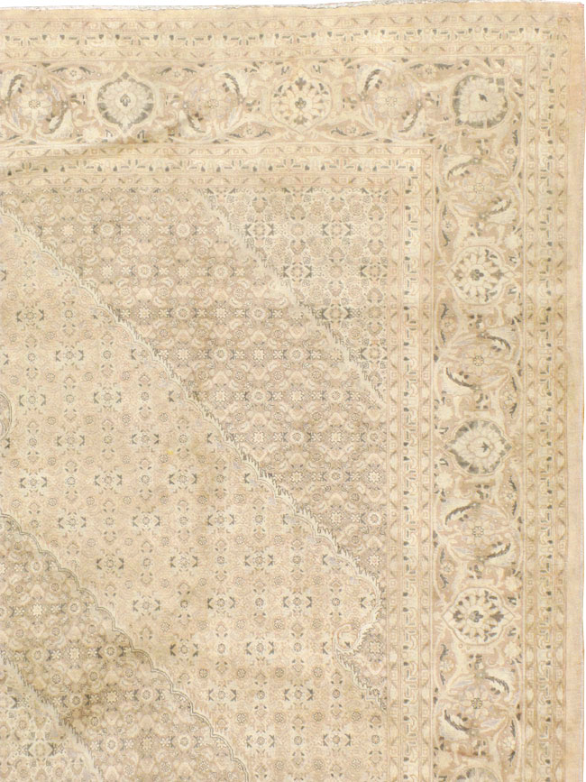 Antique Persian Tabriz Rug, No.12727 - Gsblank