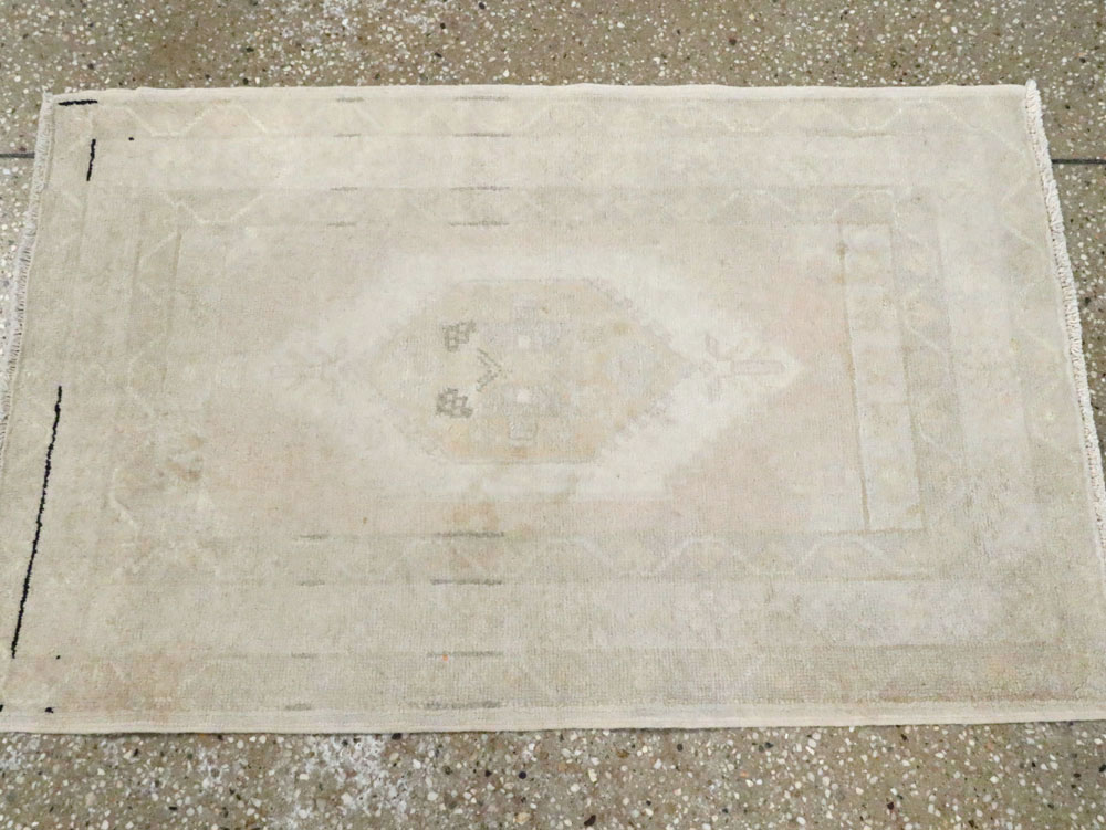 Vintage Turkish Sivas Rug, No.12736 - Gsblank