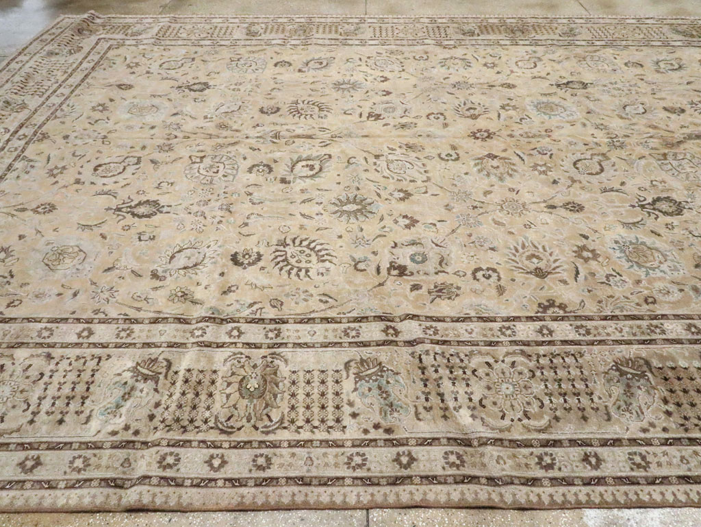Antique Persian Tabriz Rug, No.12777 - Gsblank