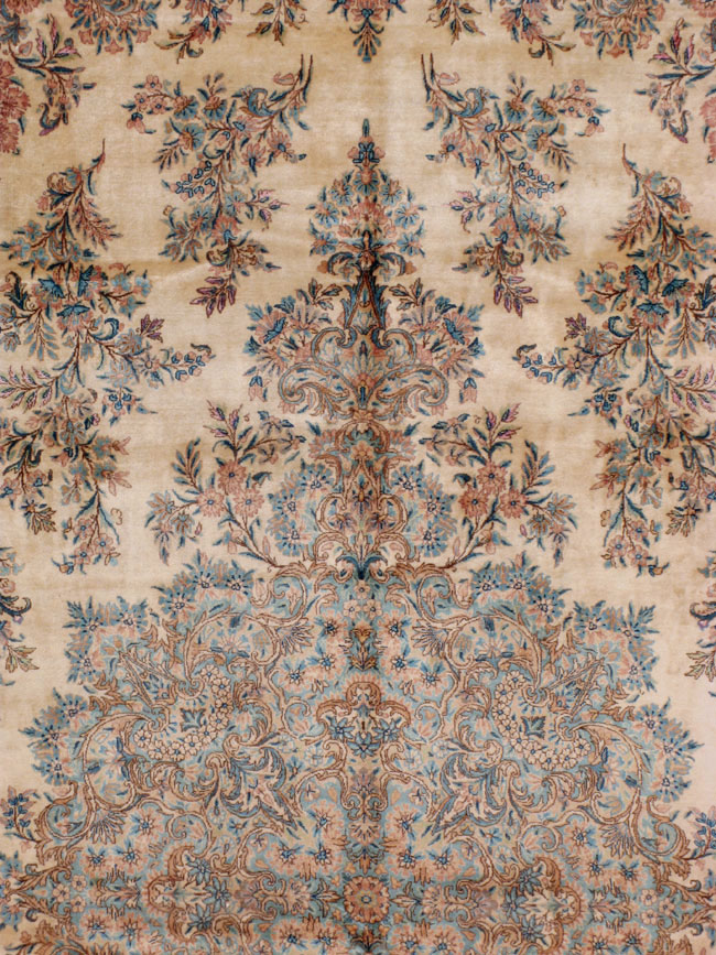 Vintage Persian Kerman Rug, No.12779 - Gsblank