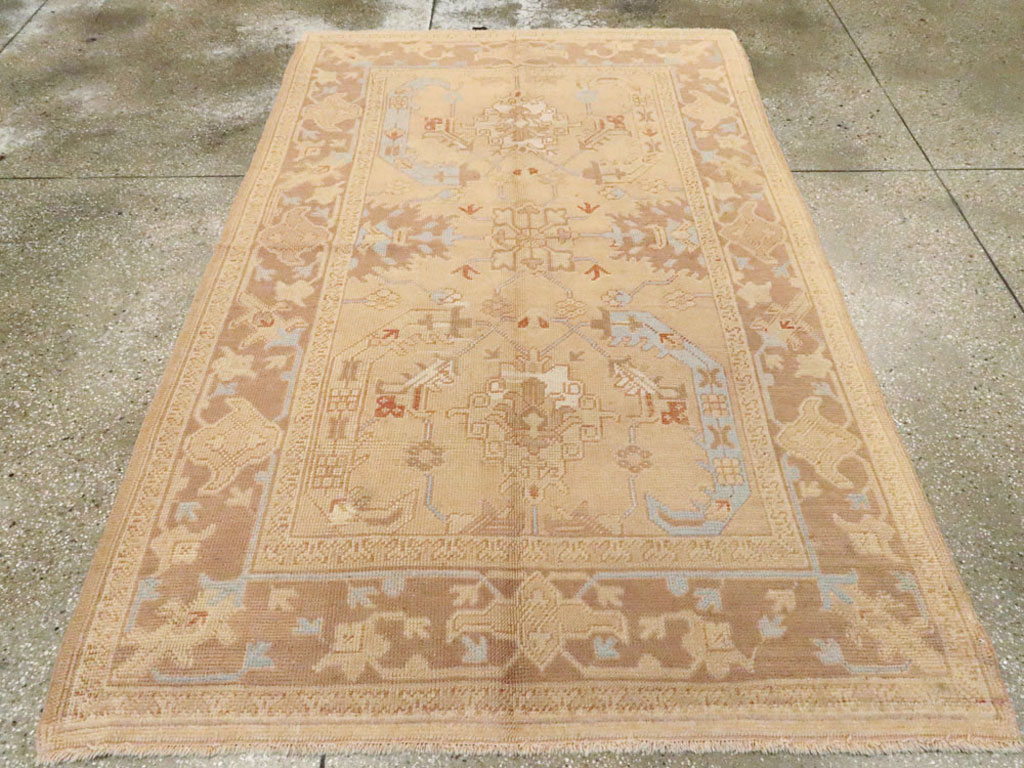 Antique Turkish Oushak Rug, No.12879 - Gsblank