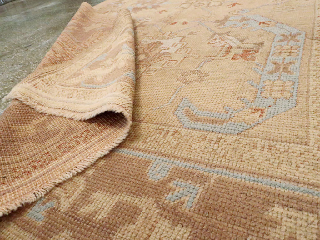 Antique Turkish Oushak Rug, No.12879 - Gsblank