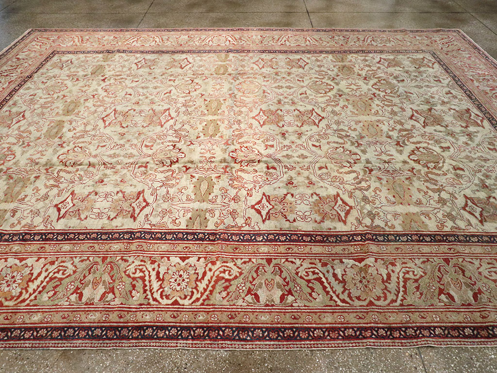 Antique Persian Sultanabad Carpet, No.12940 - Gsblank