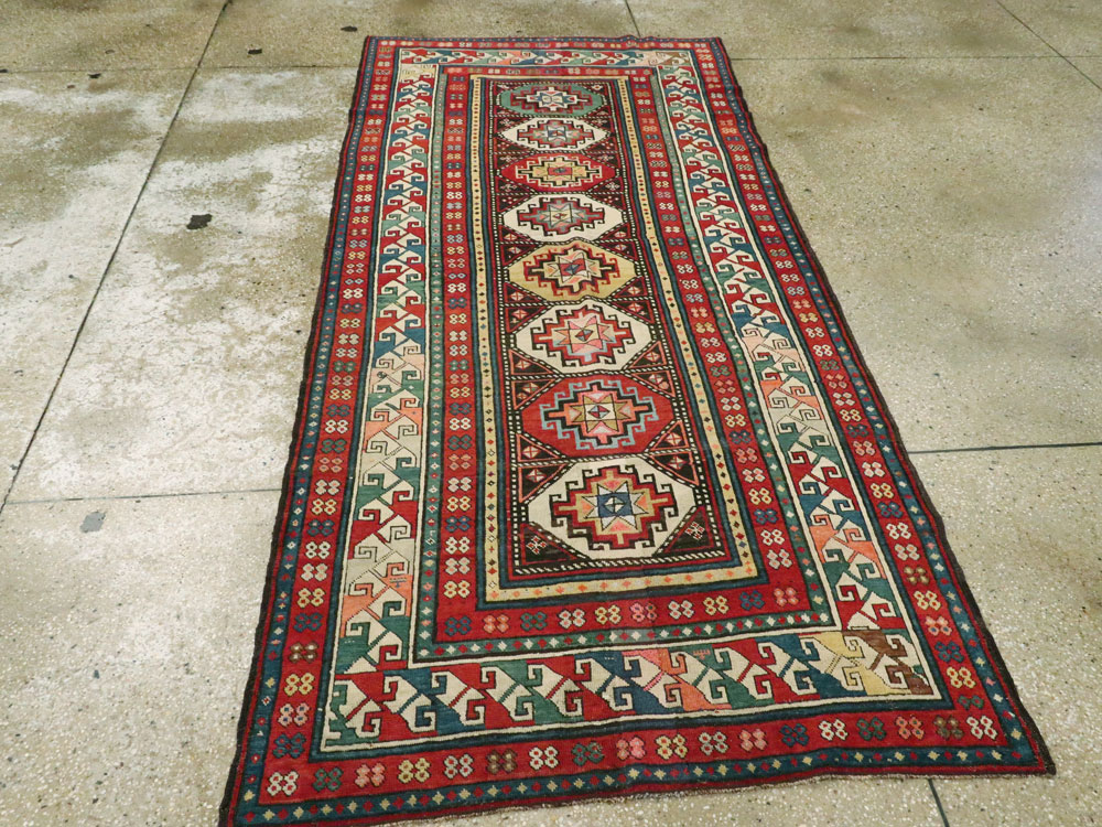 Antique Caucasian Shirvan Rug, No.12955 - Gsblank