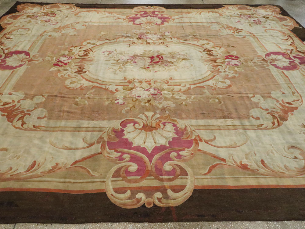 Antique French Aubusson Rug, No.13089 - Gsblank