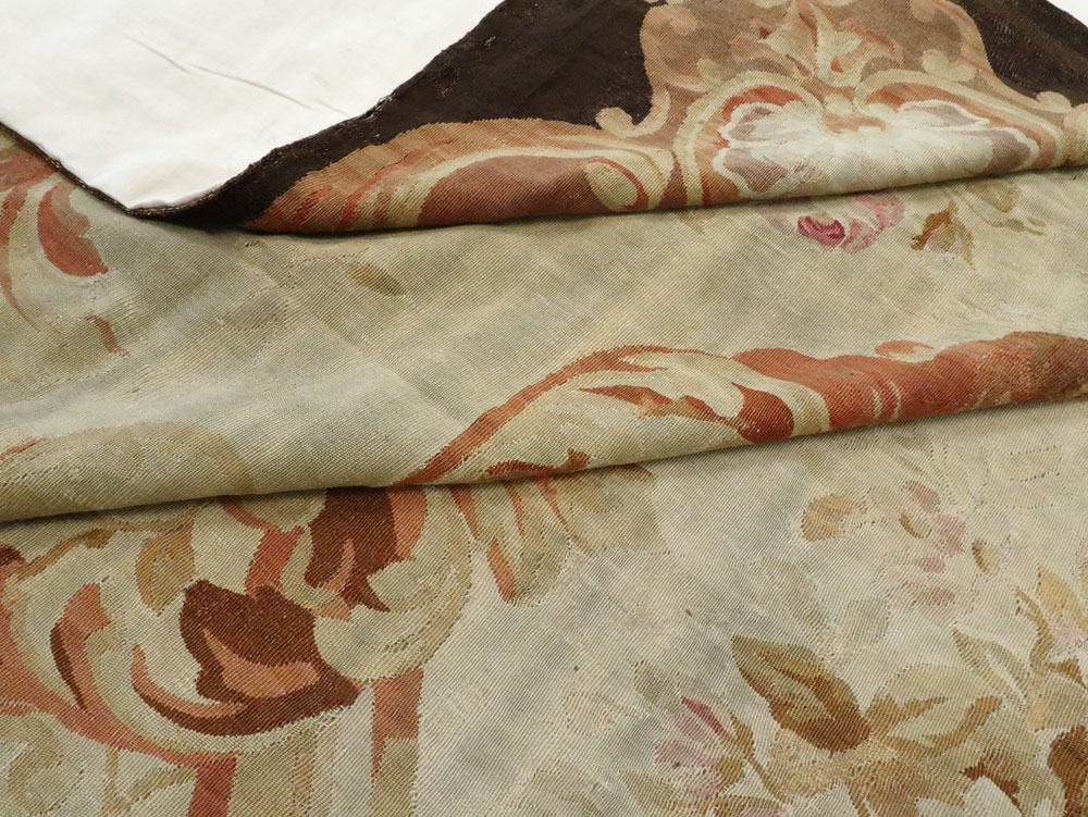 Antique French Aubusson Rug, No.13089 - Gsblank