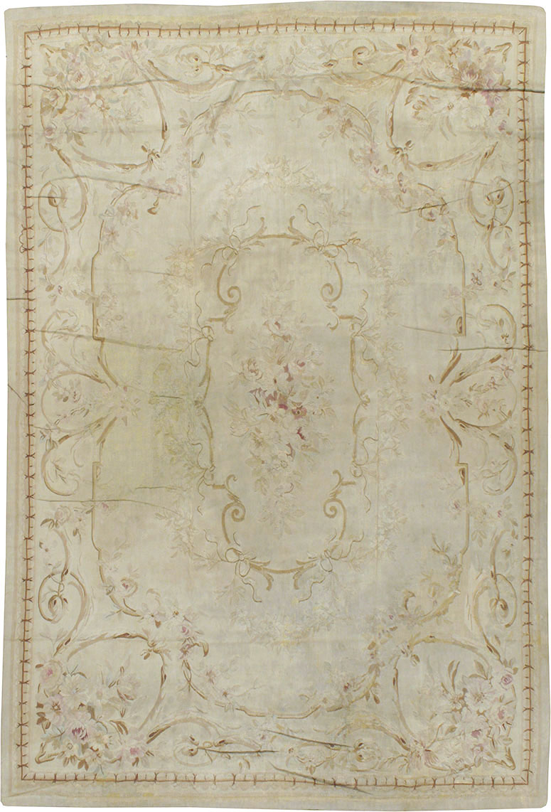 Antique French Aubusson Rug, No.13096 - Gsblank