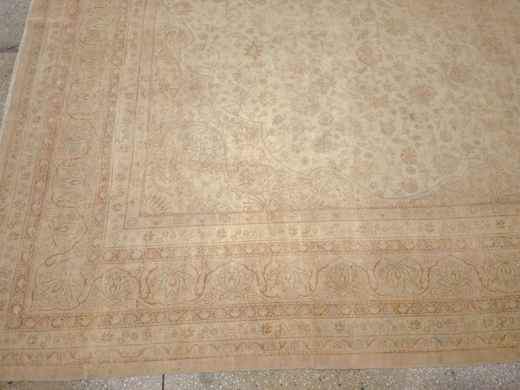 Antique Turkish Sivas Room Size Carpet, No.13203 - Gsblank
