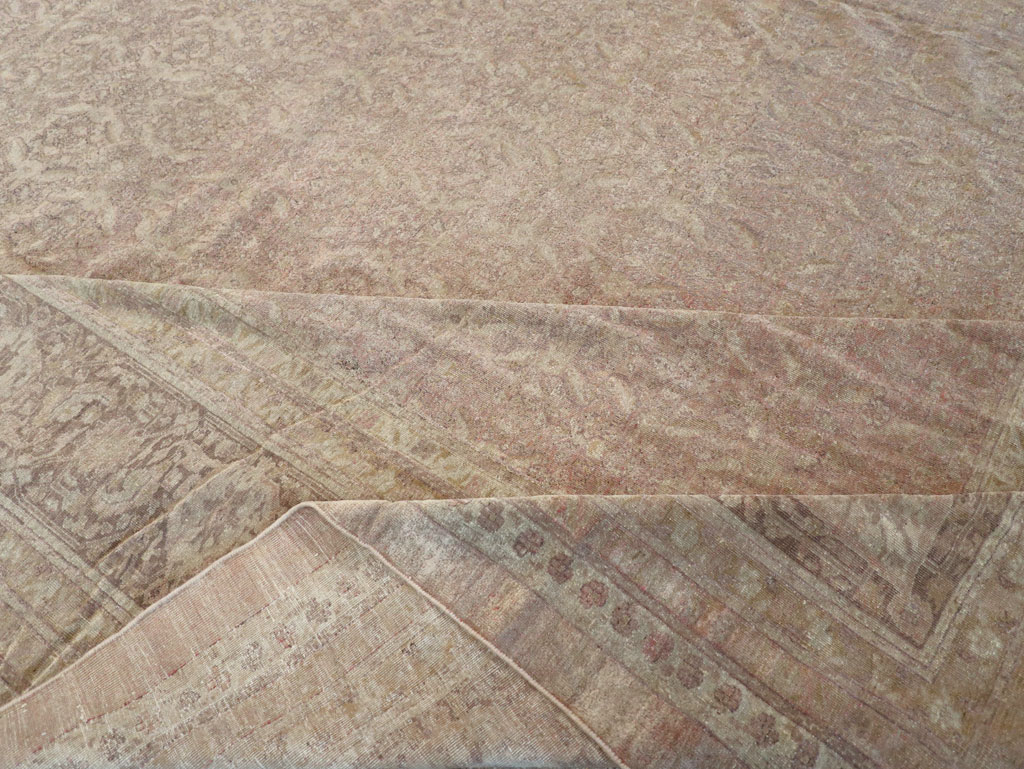 Vintage Indian Lahore Carpet, No.13213 - Gsblank