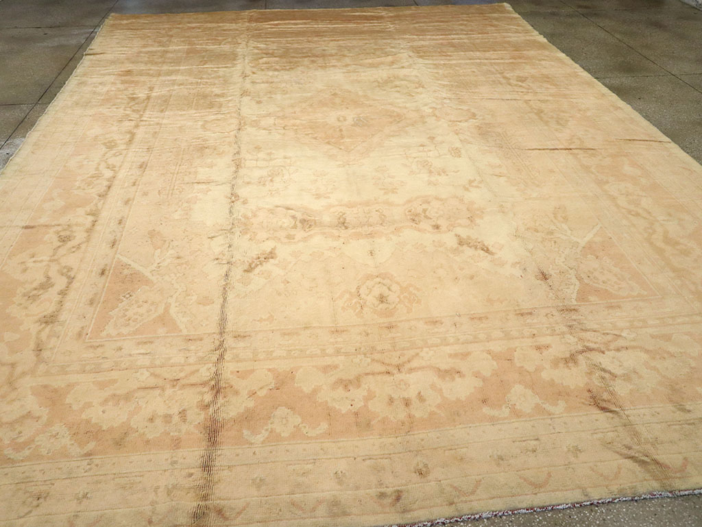 Antique European Oushak Carpet, No.13215 - Gsblank